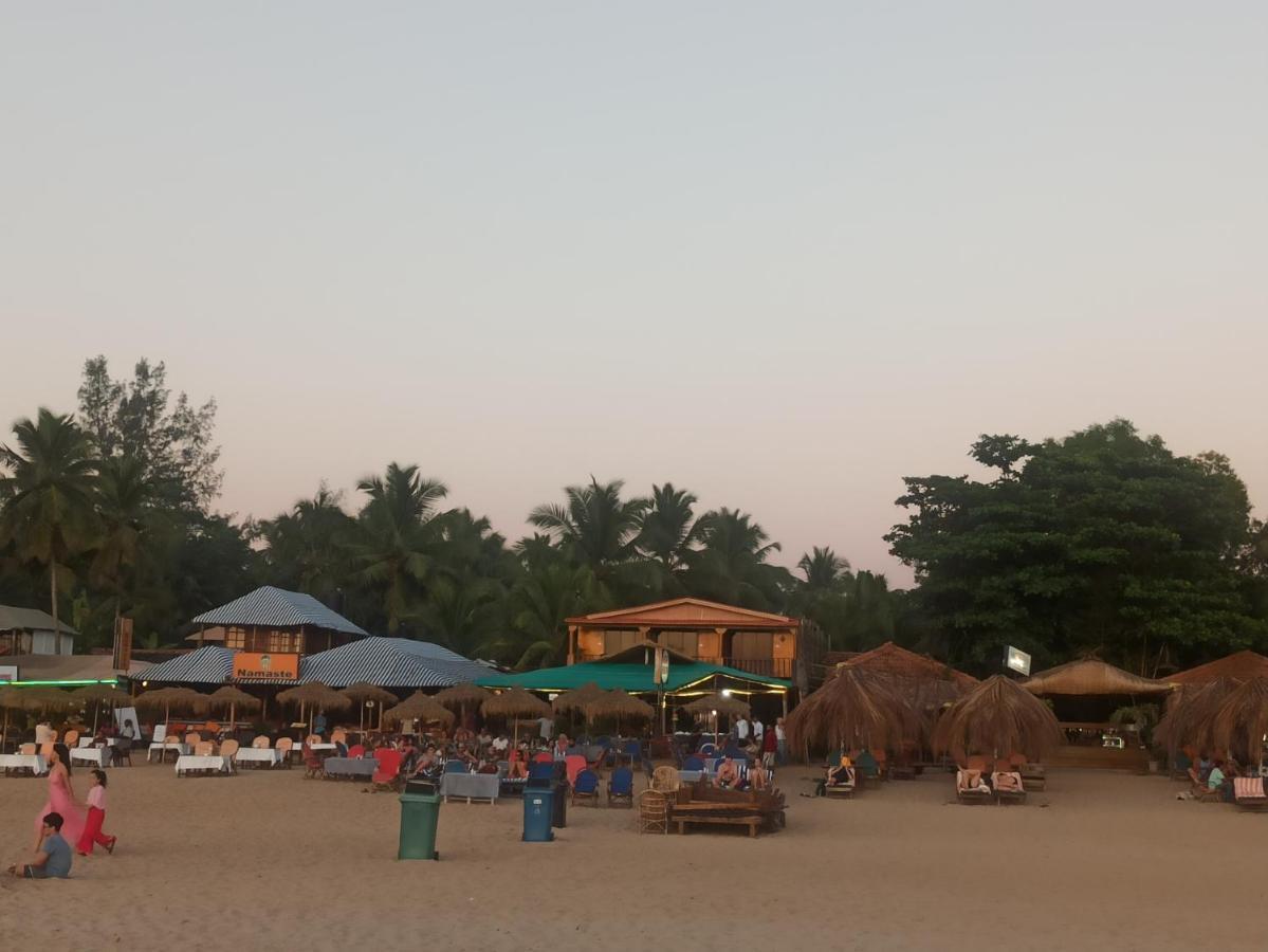 Casa Fiesta Sea Front Beach Huts Patnem Beach 외부 사진