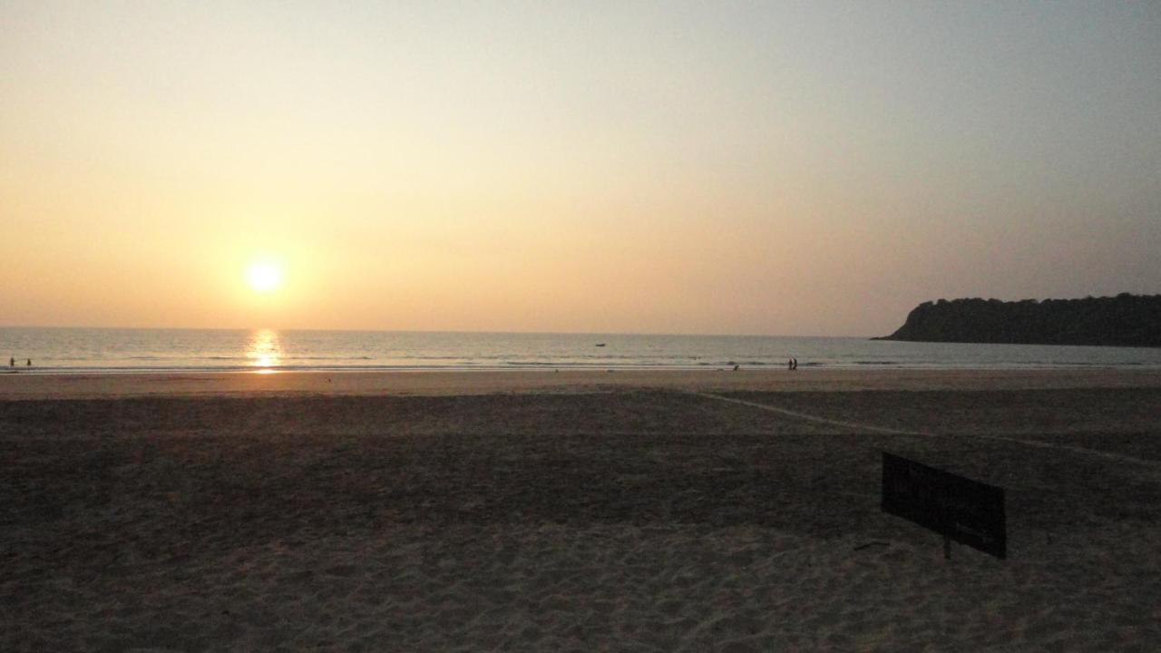 Casa Fiesta Sea Front Beach Huts Patnem Beach 외부 사진